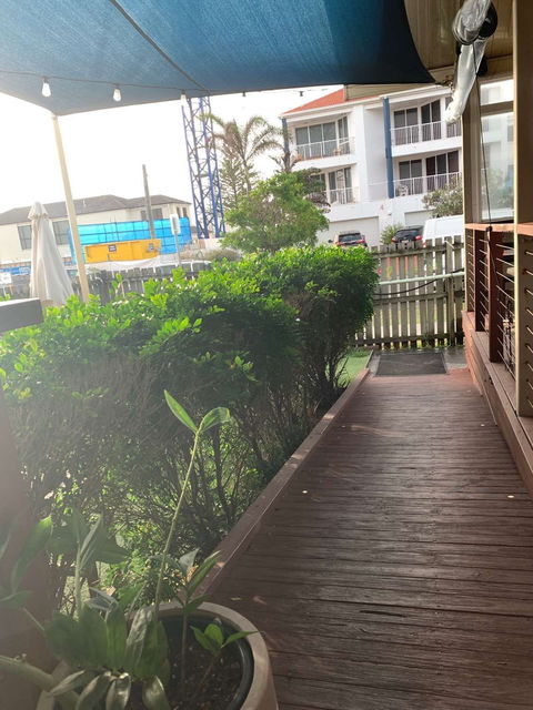 Avvia - Cafe Restaurant - Pubs Perth 0