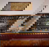 McNevin's Gunyah Restaurant - Pubs Perth
