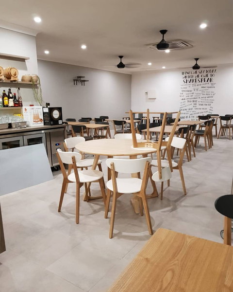 Method To The Madness - Pubs Perth 0