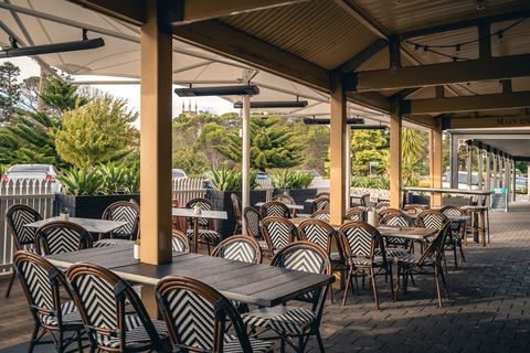 Victoria Hotel Strathalbyn - Pubs Perth 2