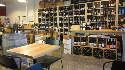 Barrique Wine Store - Pubs Perth 1