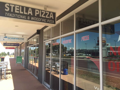 Stella Pizza - Pubs Perth 0