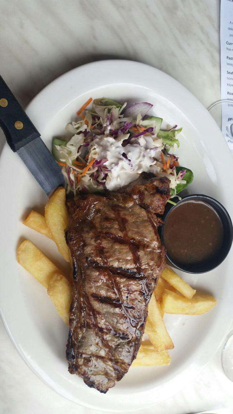 Swinging Pig - Pubs Perth 0