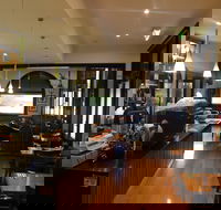 Table 48 - Pubs Perth