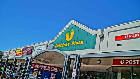 Deer Park Hotel - Pubs Perth 0