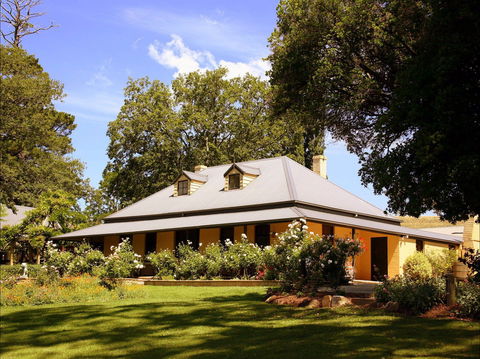 Eling Forest Cellar Door And Cafe - Pubs Perth 0
