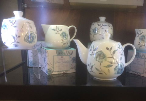 Indulge Tea Garden - Pubs Perth 2