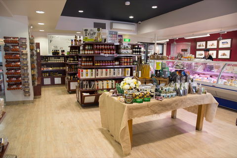 Knights Meats And Deli - Pubs Perth 1