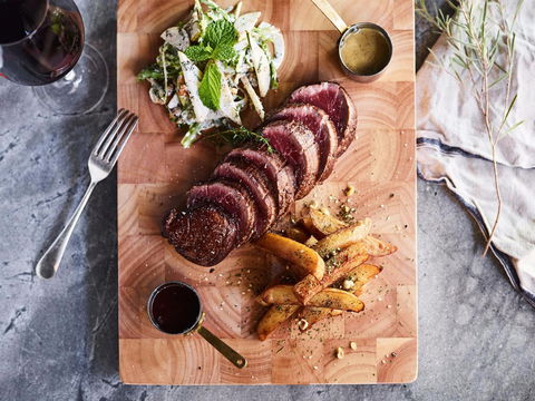 Arnguli Grill & Restaurant - Pubs Perth 1