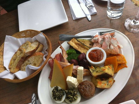 Base Camp Cafe - Pubs Perth 0