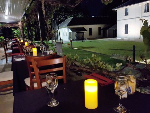 Lachlans: Old Government House - Pubs Perth 0