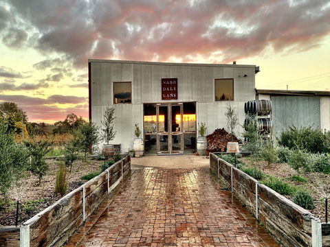 Nashdale Lane Wines Cellar Door - Pubs Perth 1
