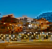 Royal Hotel Queanbeyan - Pubs Perth