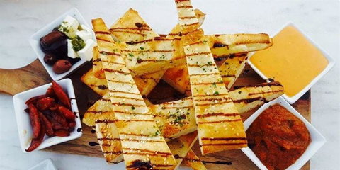 Windows On Wygonda At The Roleystone Club - Pubs Perth 20