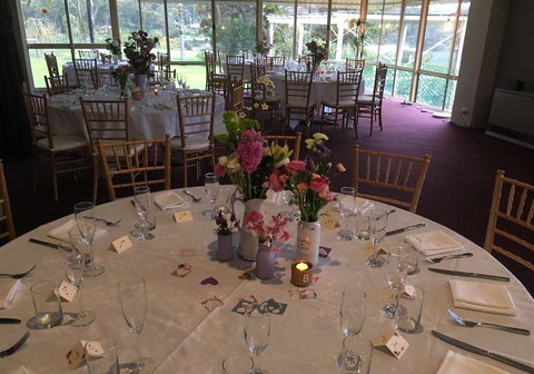 Windows On Wygonda At The Roleystone Club - Pubs Perth 4