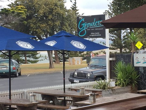 Growlers - Pubs Perth 9