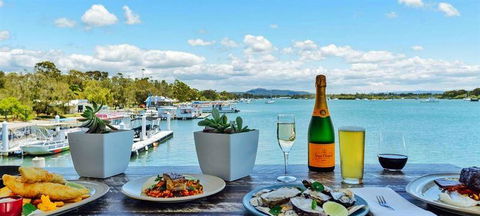 Noosa Boathouse - Pubs Perth 1