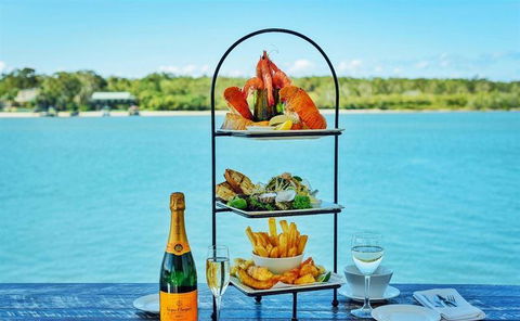 Noosa Boathouse - Pubs Perth 23