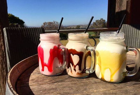 Vines Restaurant At Hollydene Estate - Pubs Perth 17