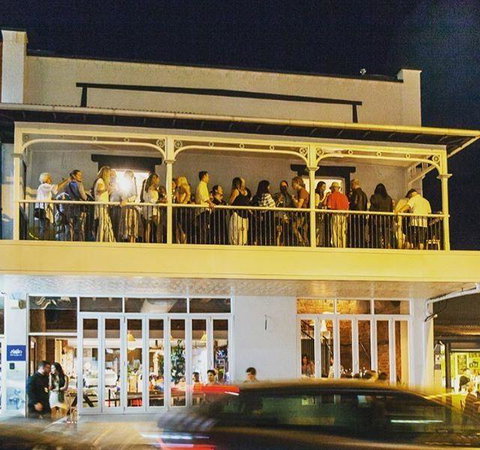 Casa De Playa - Pubs Perth 14