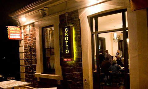 Grotto On Edward - Pubs Perth 1