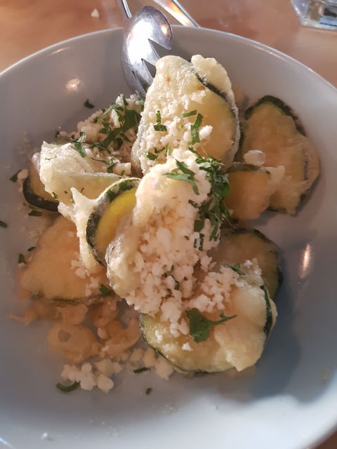 PM Eat & Drink - Pubs Perth 4