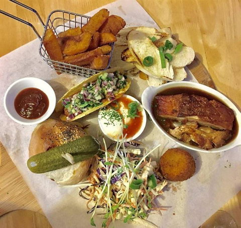 Suenami Beauty Point - Pubs Perth 27