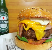 Farmhouse Burgers and Grill - Pubs Perth