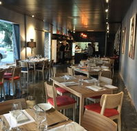 Zev's Bistro - Pubs Perth