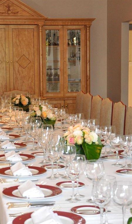 The Courtyard - Pubs Perth 4