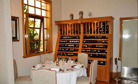 The Courtyard - Pubs Perth 7