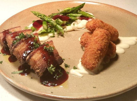 The Deck Airlie Beach - Pubs Perth 5