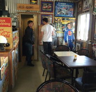 Pitstop on Mt Mee - Pubs Perth