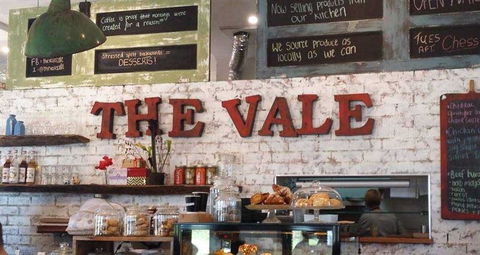 The Vale Cafe - Pubs Perth 10