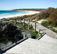 Bunkers Beach House - Pubs Perth