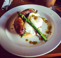 Le Pruneau - Pubs Perth