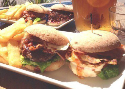 Beachfront Hotel - Pubs Perth 1