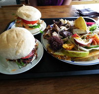 Big Barramundi BBQ Garden - Pubs Perth