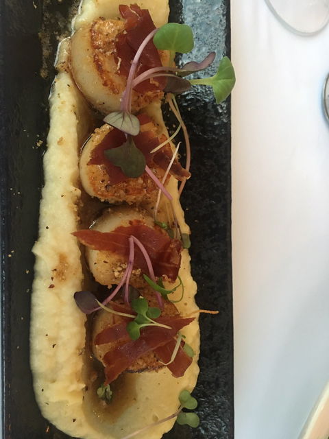 Domani's Cafe Restaurant Bar - Pubs Perth 5