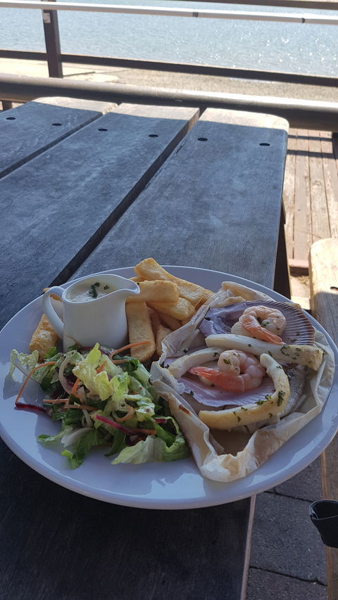 Goody’s On The Beach - Pubs Perth 2