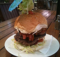 Dingo Beach Hotel - Pubs Perth