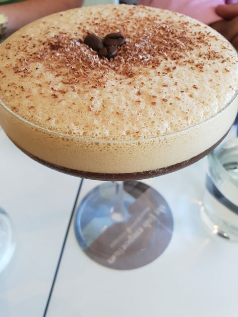 Edgewater Dining & Lounge - Pubs Perth 4