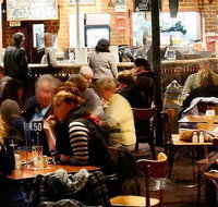 Settlers Tavern - Pubs Perth