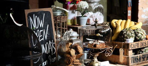 Worn-Out-Wares Cafe - Pubs Perth 1