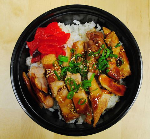 Niji Sushi & Noodle Bar - Pubs Perth 0