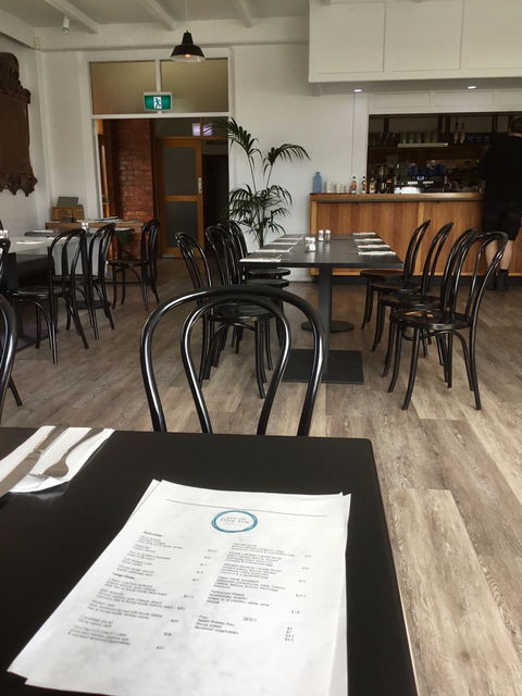 Yacht Club Fifty Five - Pubs Perth 7