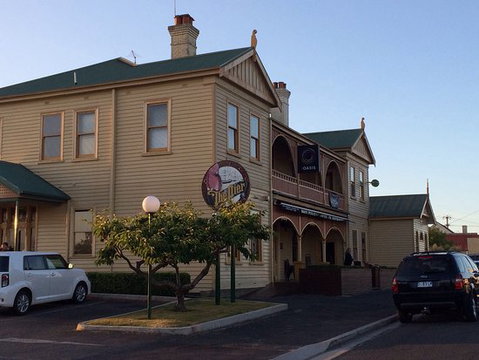 Comfort Inn The Pier Restaurant - Pubs Perth 0