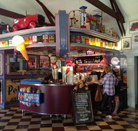 Cruzin' in the 50's Diner - Pubs Perth