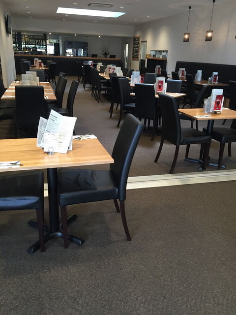 Risdon Brook Hotel - Pubs Perth 9