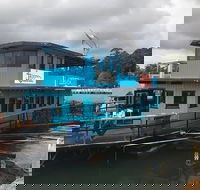 Skippers Floating Eatery - Pubs Perth